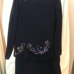 Samuel Scott - size medium/large beautiful navy blue - medium to large
